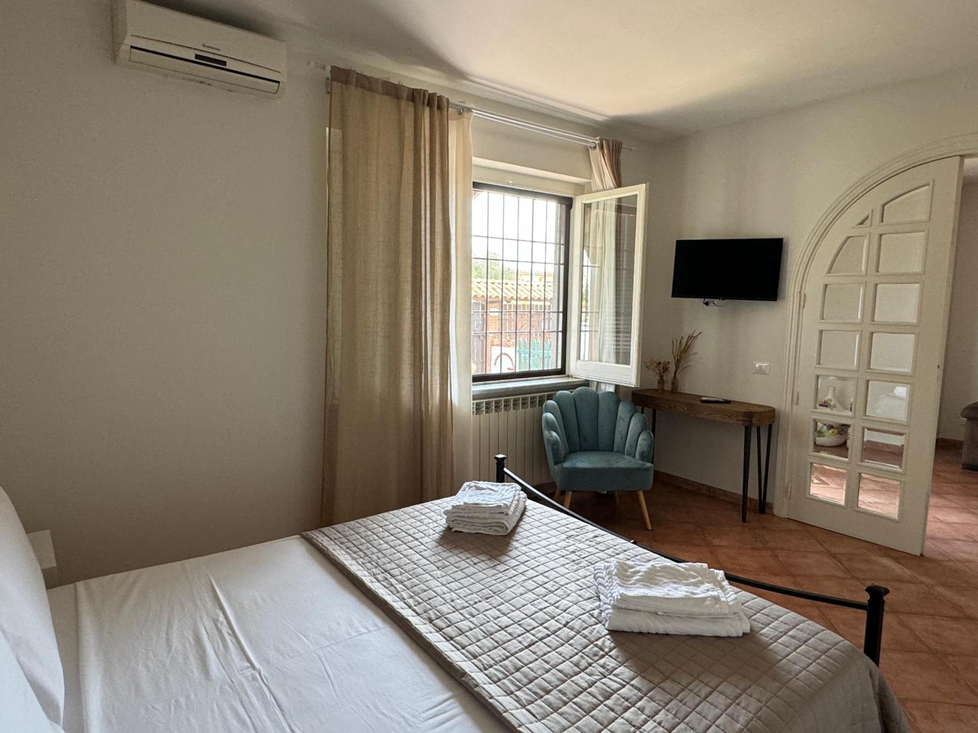 菲乌米奇诺Anna House公寓 外观 照片